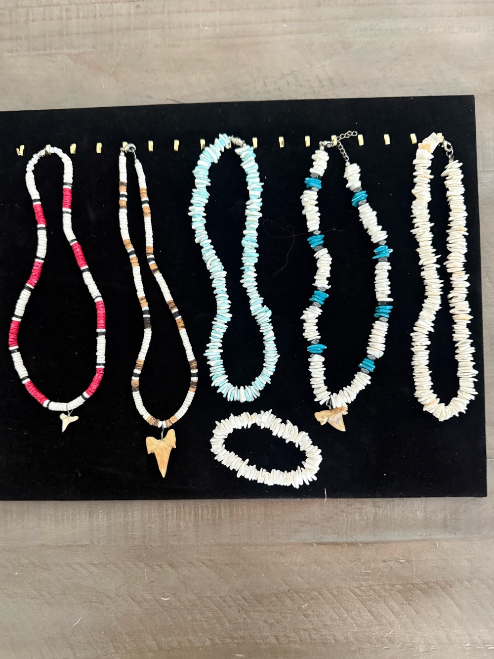 9 Pc Shell Necklace & Bracelet Jewelry Lot Sha